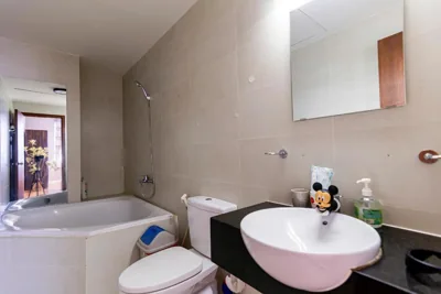 Grand Riverside Aparment 4Brs 5 Beds near D1 – Photos 16